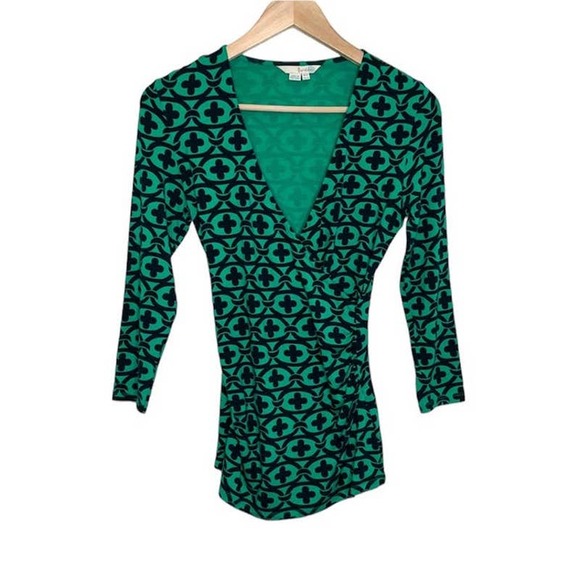 Boden Women's Printed Top Size 4 Green Navy Surplice V Neck Pullover Knit - Picture 1 of 10
